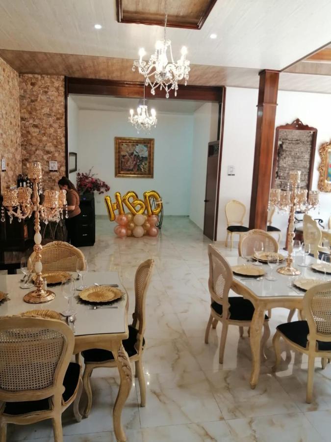 Готель Salamina Highs Екстер'єр фото