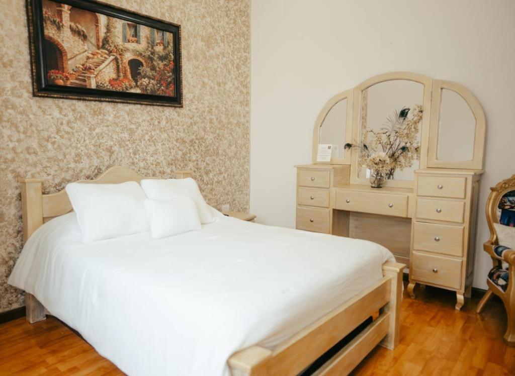 Готель Salamina Highs Екстер'єр фото